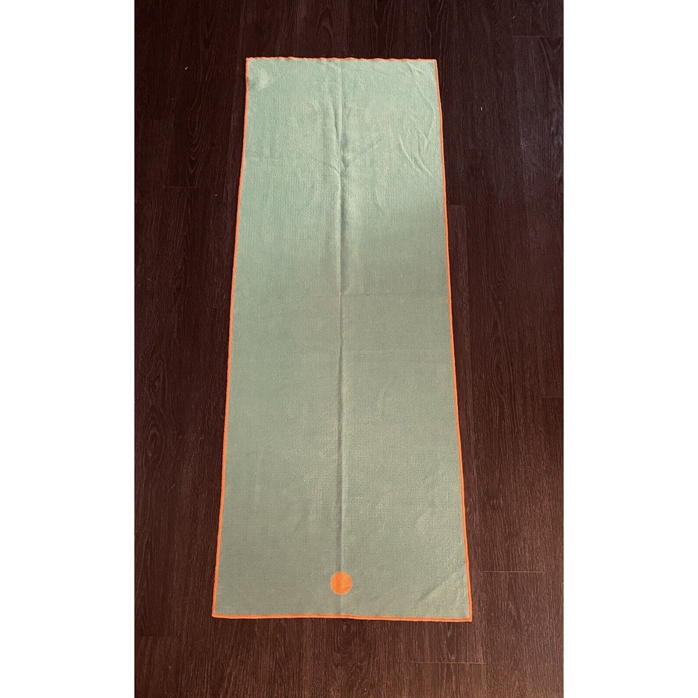 Yogitoes Skidless Yoga Mat Towel 24x66 Green Orange Accents